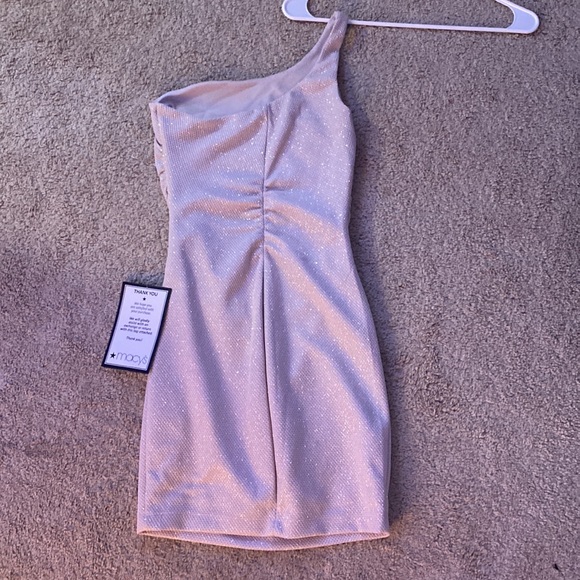 NEW XS Emerald Sundae dress from Macys. Never worn - Picture 3 of 3